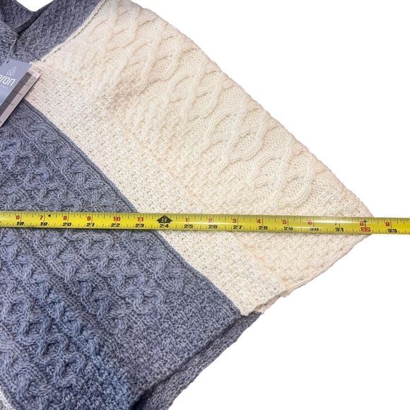 Aran Salthill Patchwork Poncho Tri Color 100% Merino Wool Ireland NEW - Picture 5 of 7